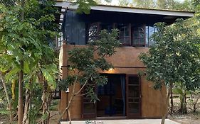 Baan Nork Farmstay บ้านนอก ฟาร์มสเตย์